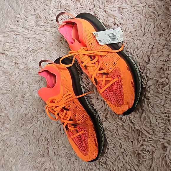 NWT Adidas 4D Fusio Running Shoes - Picture 2 of 6